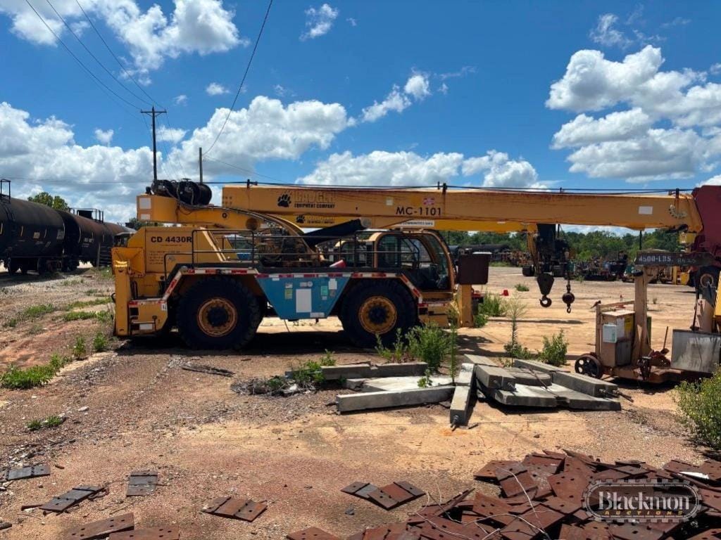 2011 Badger CD4430R Equipment Image0