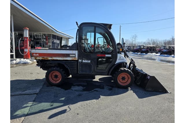 Image of Bobcat Toolcat 5600 equipment image 3