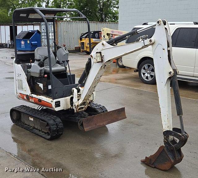 Image of Bobcat 324 equipment image 2