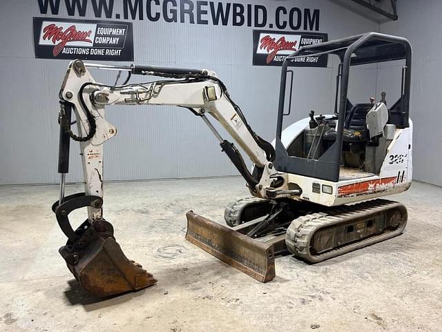 Image of Bobcat 325 equipment image 1