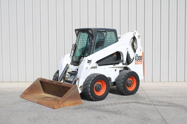 Image of Bobcat A300 equipment image 1