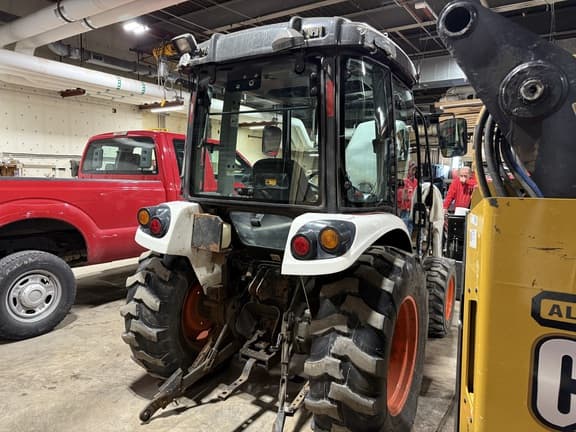 Image of Bobcat CT450 equipment image 3