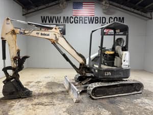 2011 Bobcat E35 Image