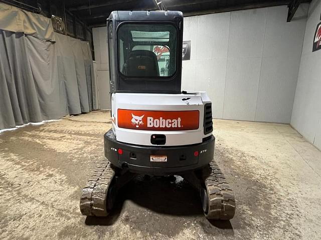 Image of Bobcat E35 equipment image 3