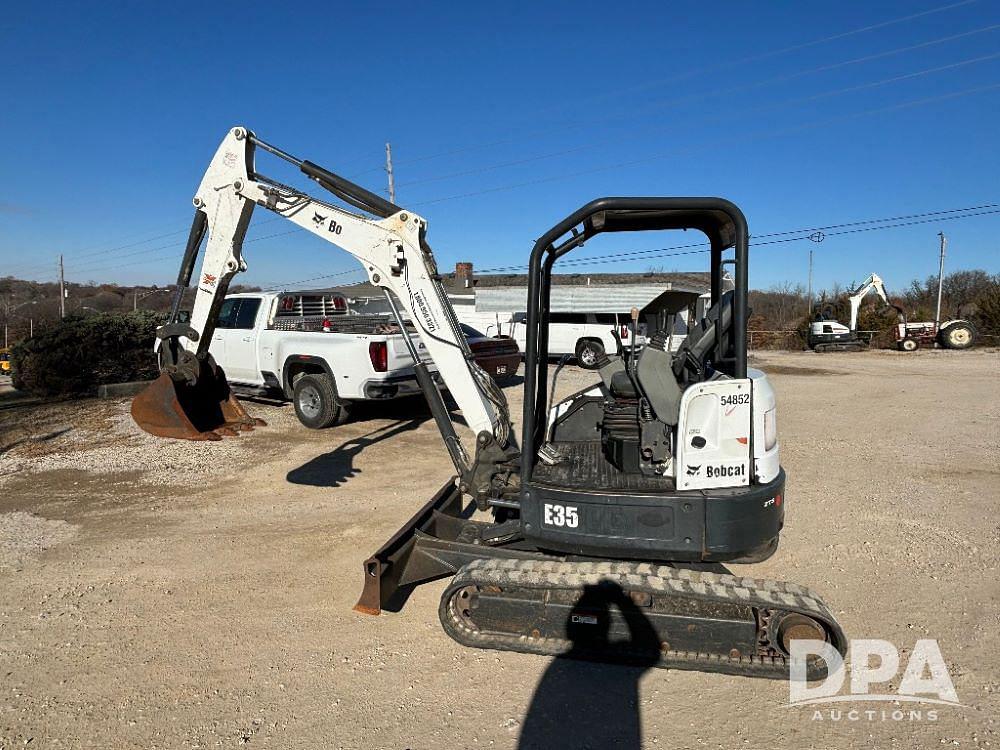 Image of Bobcat E35 Primary image