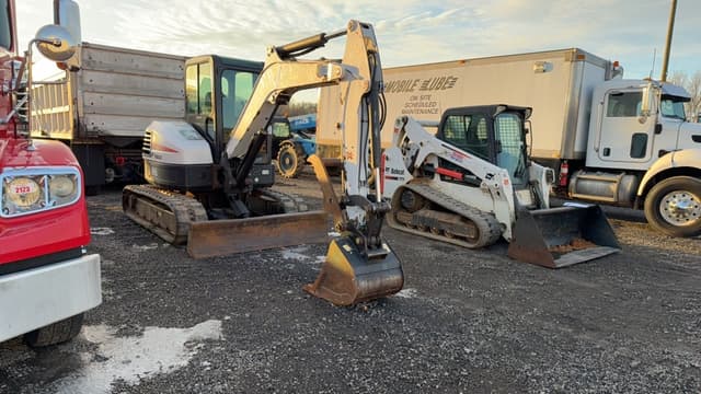 Image of Bobcat E45 equipment image 2