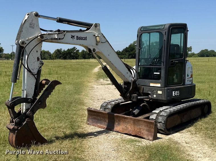 2011 Bobcat E45 Equipment Image0