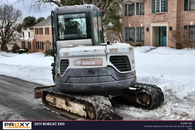 Image of Bobcat E60 equipment image 3