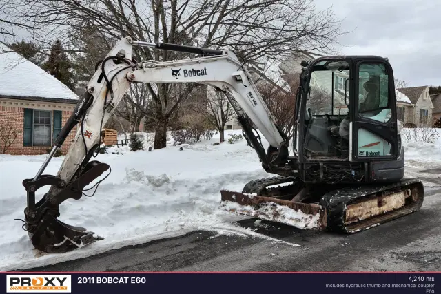 Image of Bobcat E60 equipment image 1