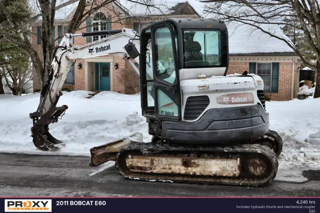 Image of Bobcat E60 equipment image 2