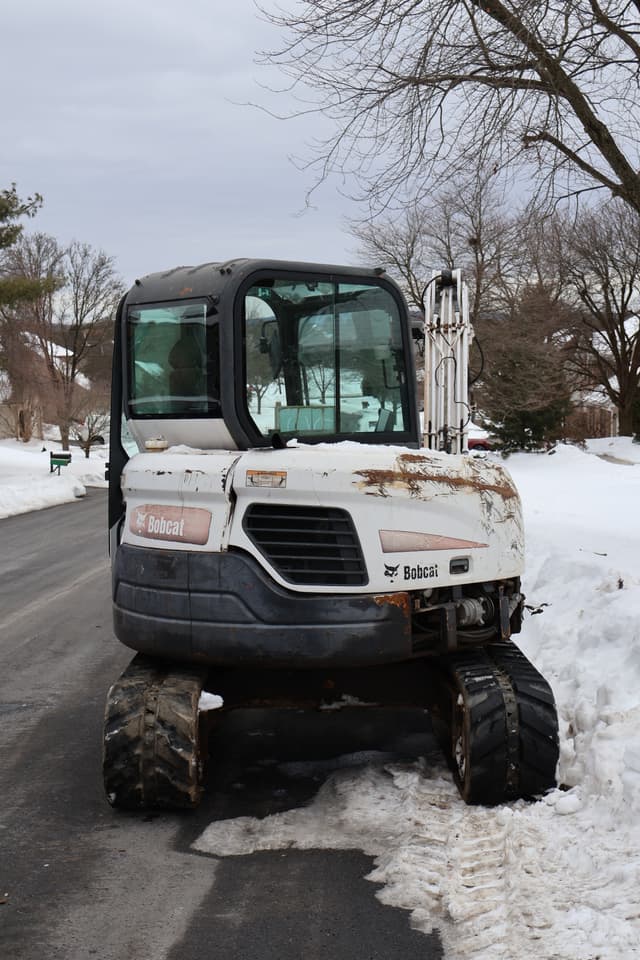 Image of Bobcat E60 equipment image 4