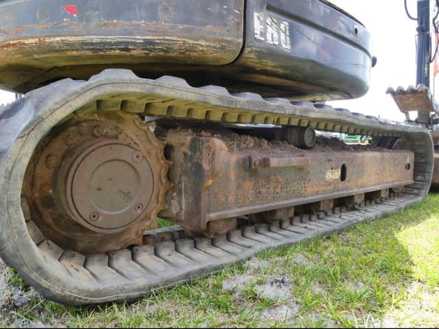 Image of Bobcat E80 equipment image 4