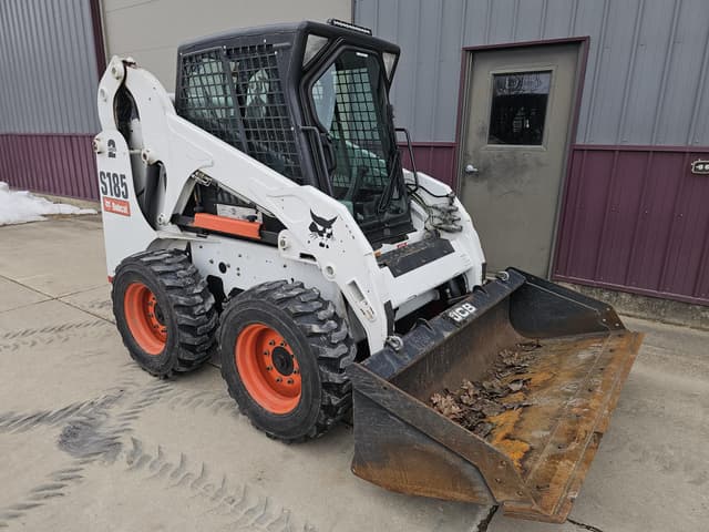 Image of Bobcat S185 equipment image 3