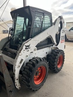 2011 Bobcat S205 Equipment Image0
