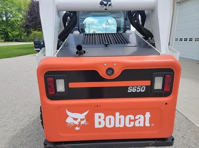 Image of Bobcat S650 equipment image 2