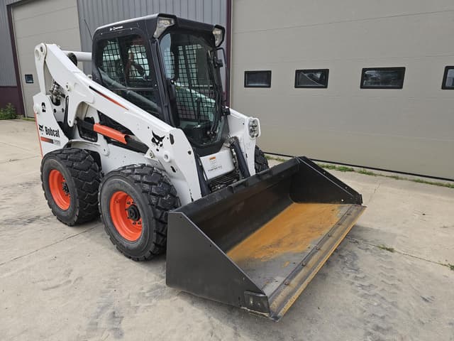 Image of Bobcat S650 equipment image 2
