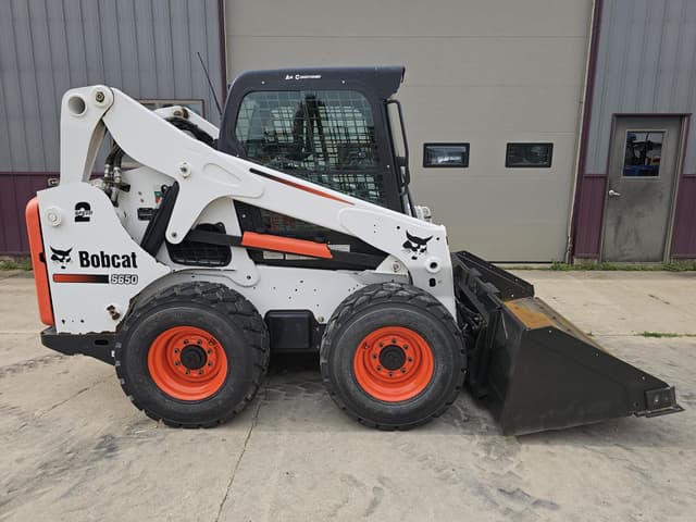 Image of Bobcat S650 equipment image 1