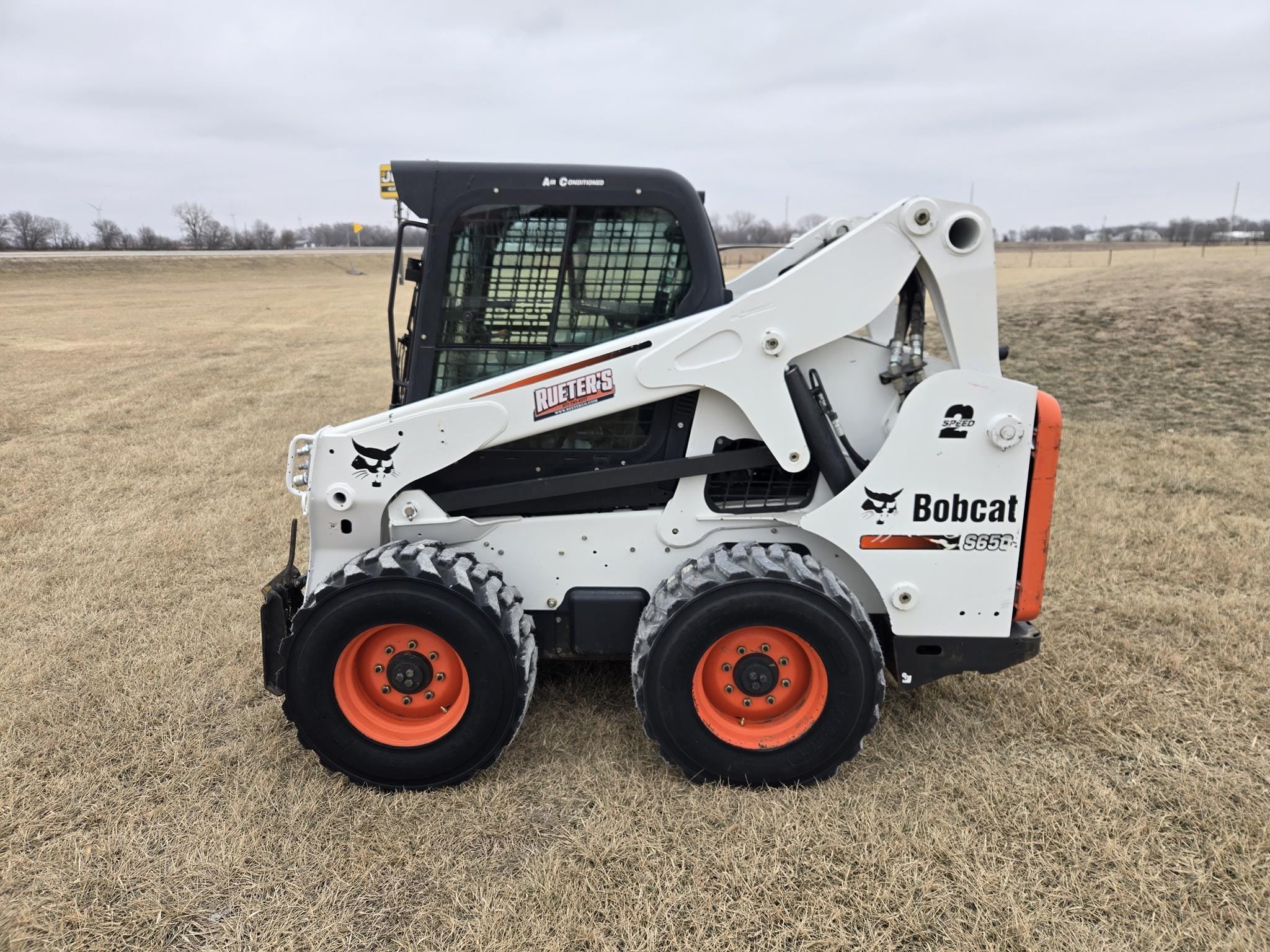 2011 Bobcat S650 Equipment Image0