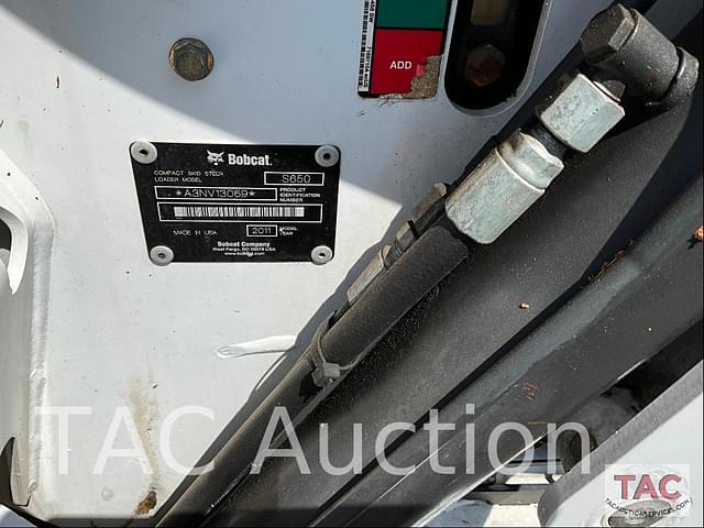 Image of Bobcat S650 equipment image 4