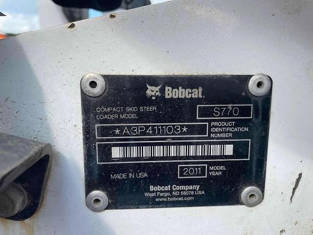 Image of Bobcat S770 equipment image 1