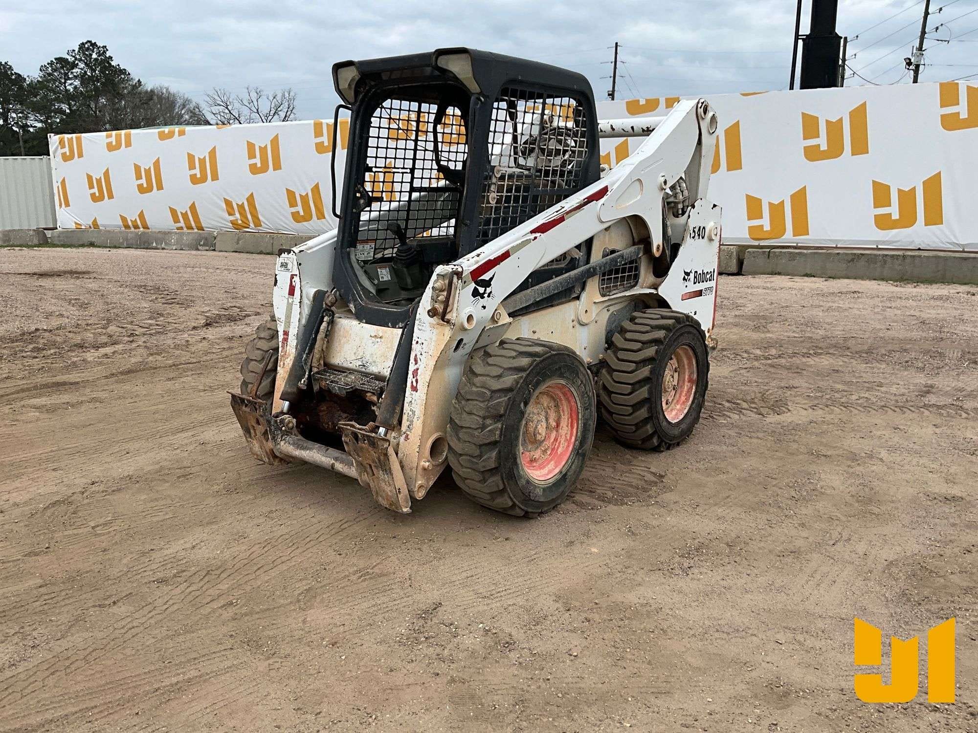 2011 Bobcat S770 Equipment Image0