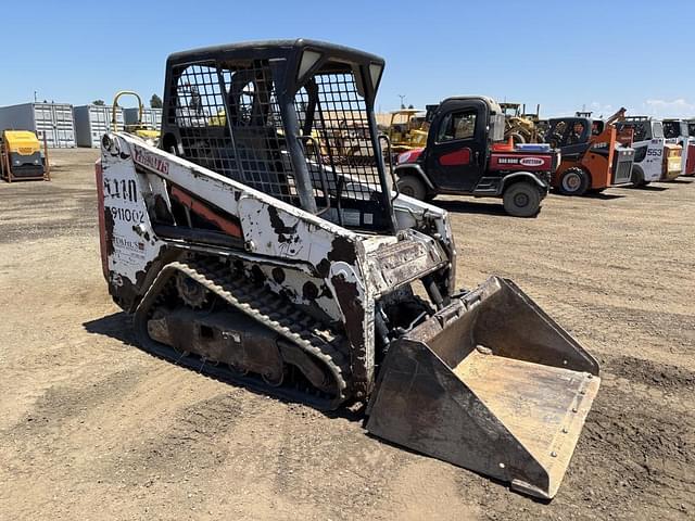 Image of Bobcat T110 equipment image 1