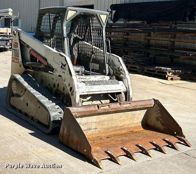 Image of Bobcat T180 equipment image 2