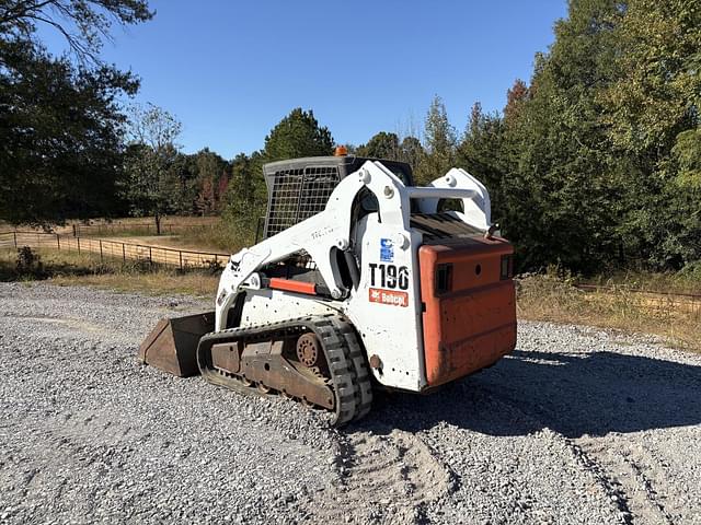 Image of Bobcat T190 equipment image 3