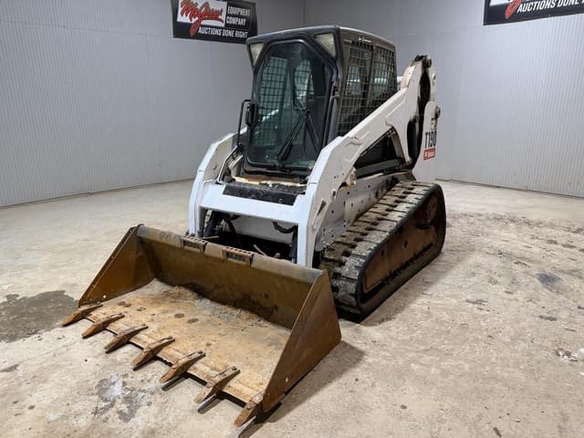 Image of Bobcat T190 equipment image 2