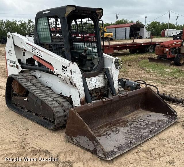 Image of Bobcat T630 equipment image 2