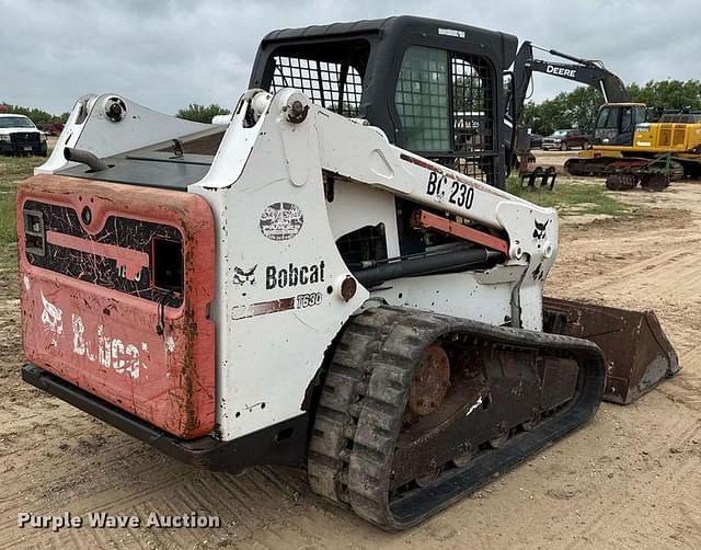 Image of Bobcat T630 equipment image 4