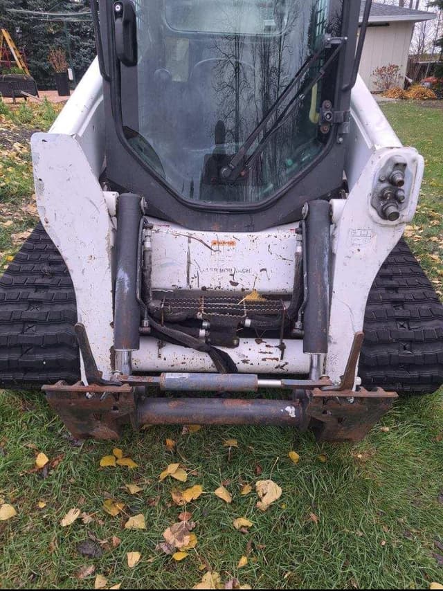 Image of Bobcat T650 equipment image 2