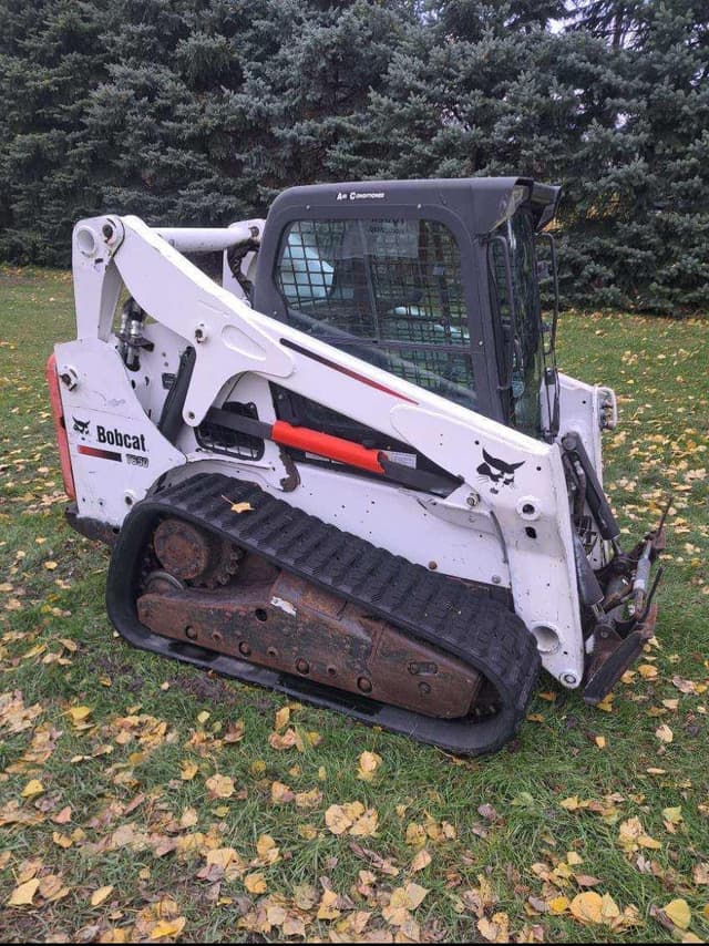 Image of Bobcat T650 equipment image 4