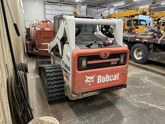 Image of Bobcat T650 equipment image 3