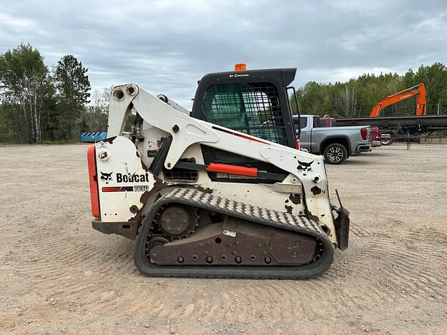 Image of Bobcat T650 equipment image 2