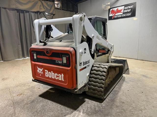 Image of Bobcat T750 equipment image 4