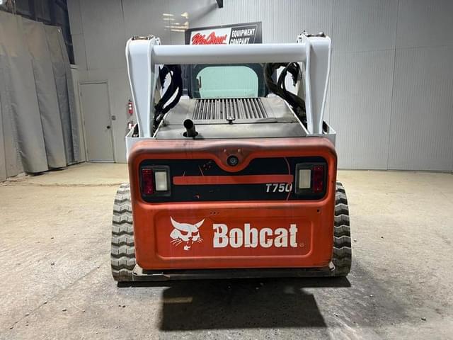 Image of Bobcat T750 equipment image 3