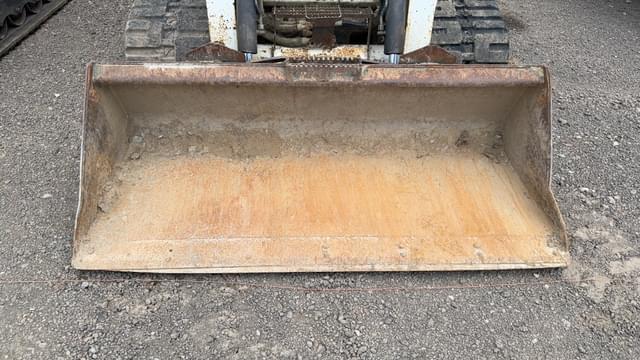 Image of Bobcat T750 equipment image 3