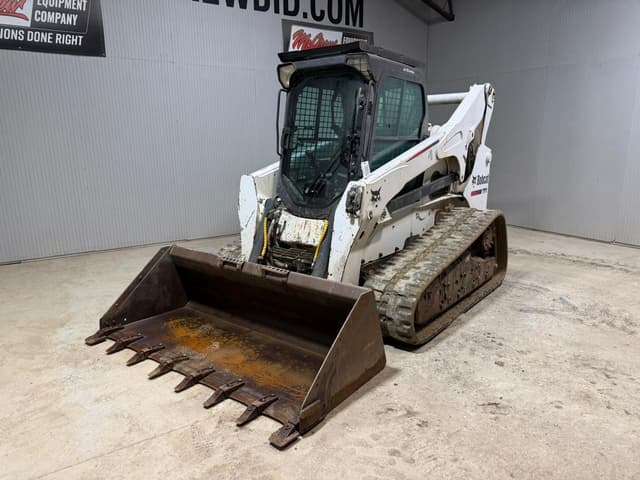 Image of Bobcat T870 equipment image 1