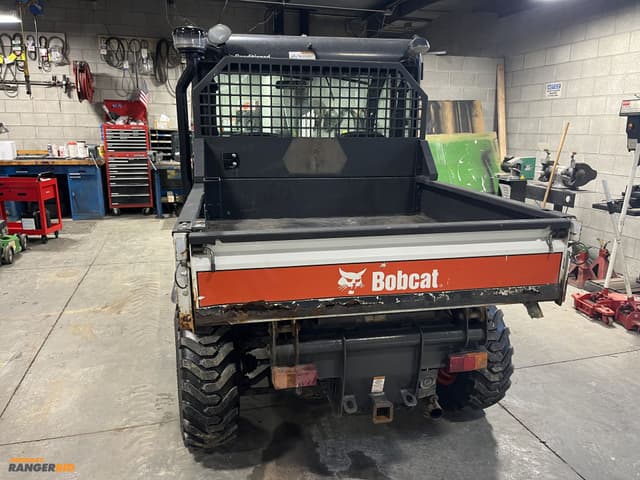 Image of Bobcat Toolcat 5600 equipment image 3