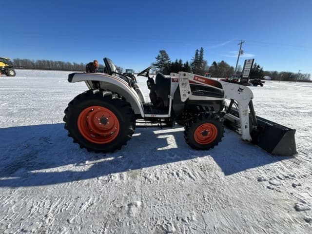 Image of Bobcat CT445 equipment image 4
