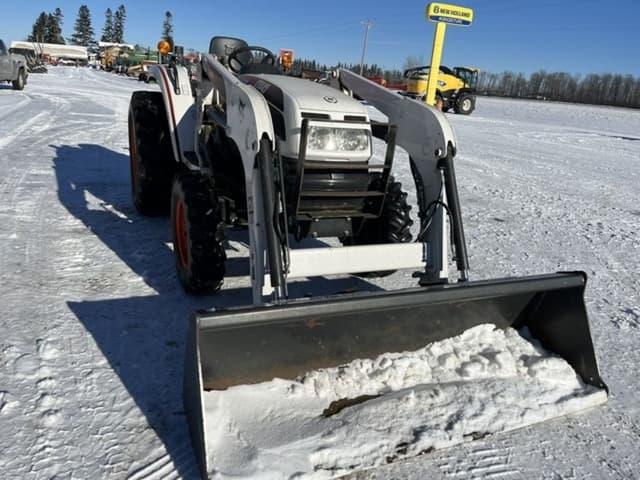 Image of Bobcat CT445 equipment image 2