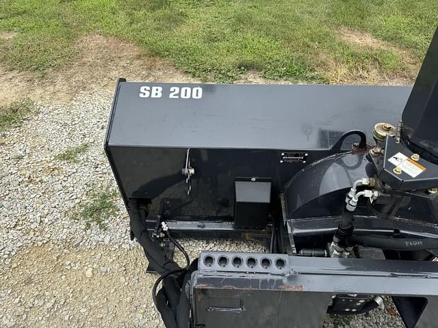 Image of Bobcat SB200 equipment image 2