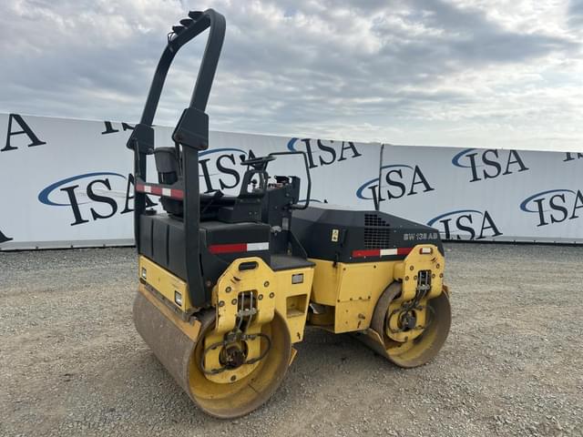 Image of Bomag BW138AD equipment image 4