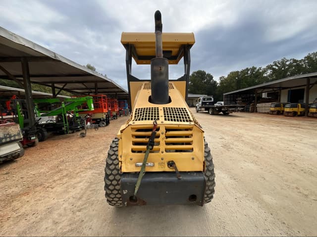 Image of Bomag BW145DH-40 equipment image 4