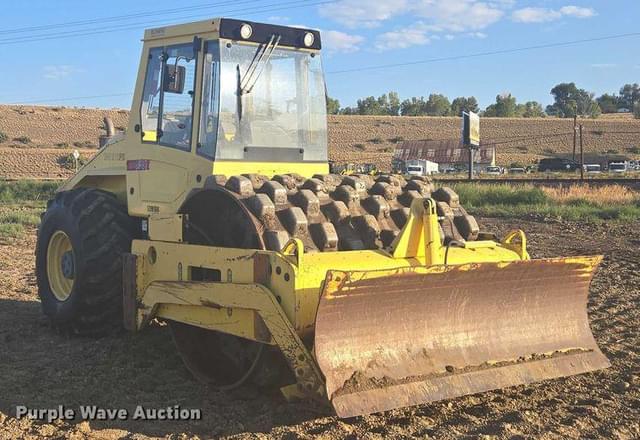 Image of Bomag BW213PDH-40 equipment image 2