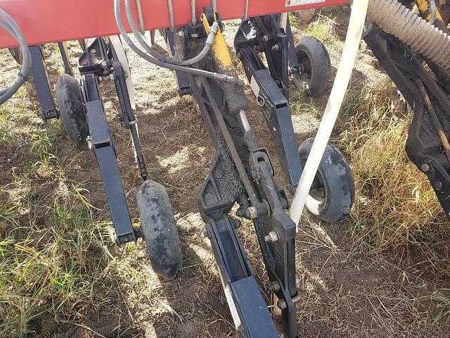 Image of Bourgault 3310 equipment image 3