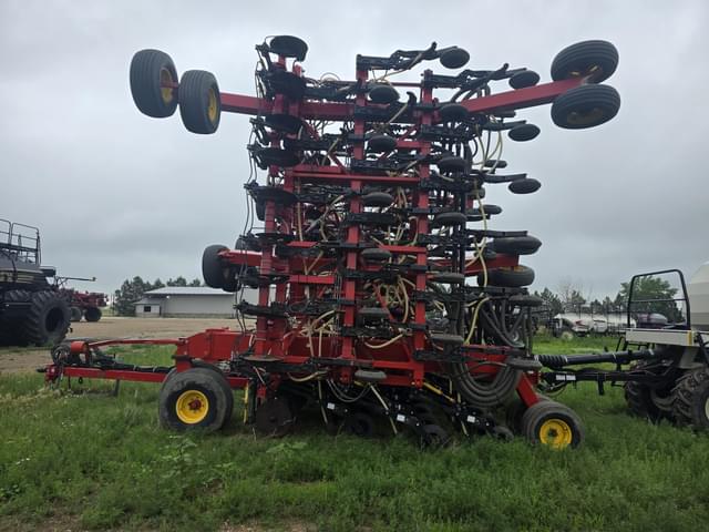 Image of Bourgault 3310 equipment image 1