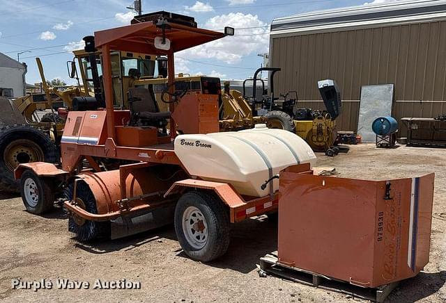 Image of Broce KR350 equipment image 2