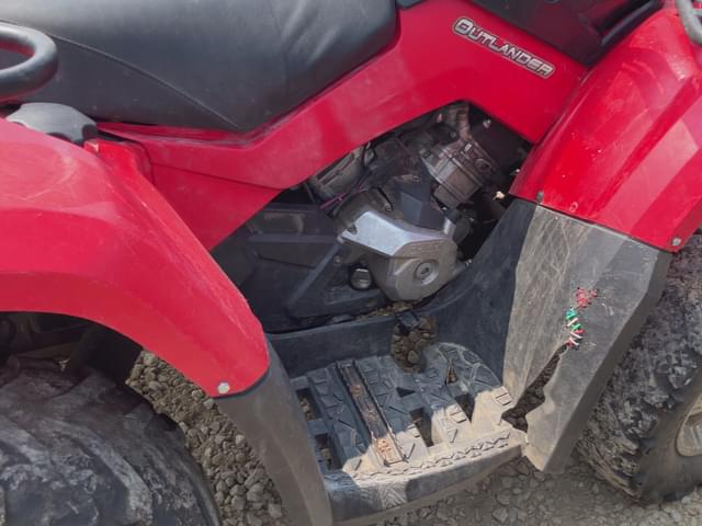 Image of Can-Am Outlander 500 equipment image 4